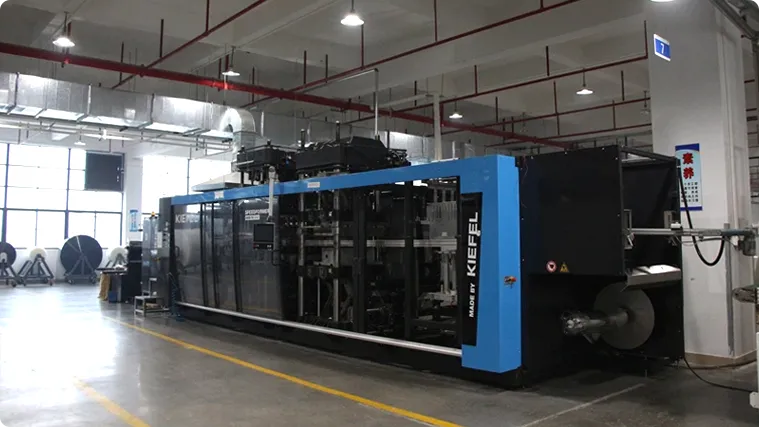 Thermoforming Machine Thermoforming Machine